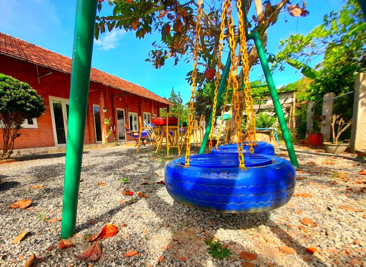 Cat Tien Backpackers Hostel Екстер'єр фото
