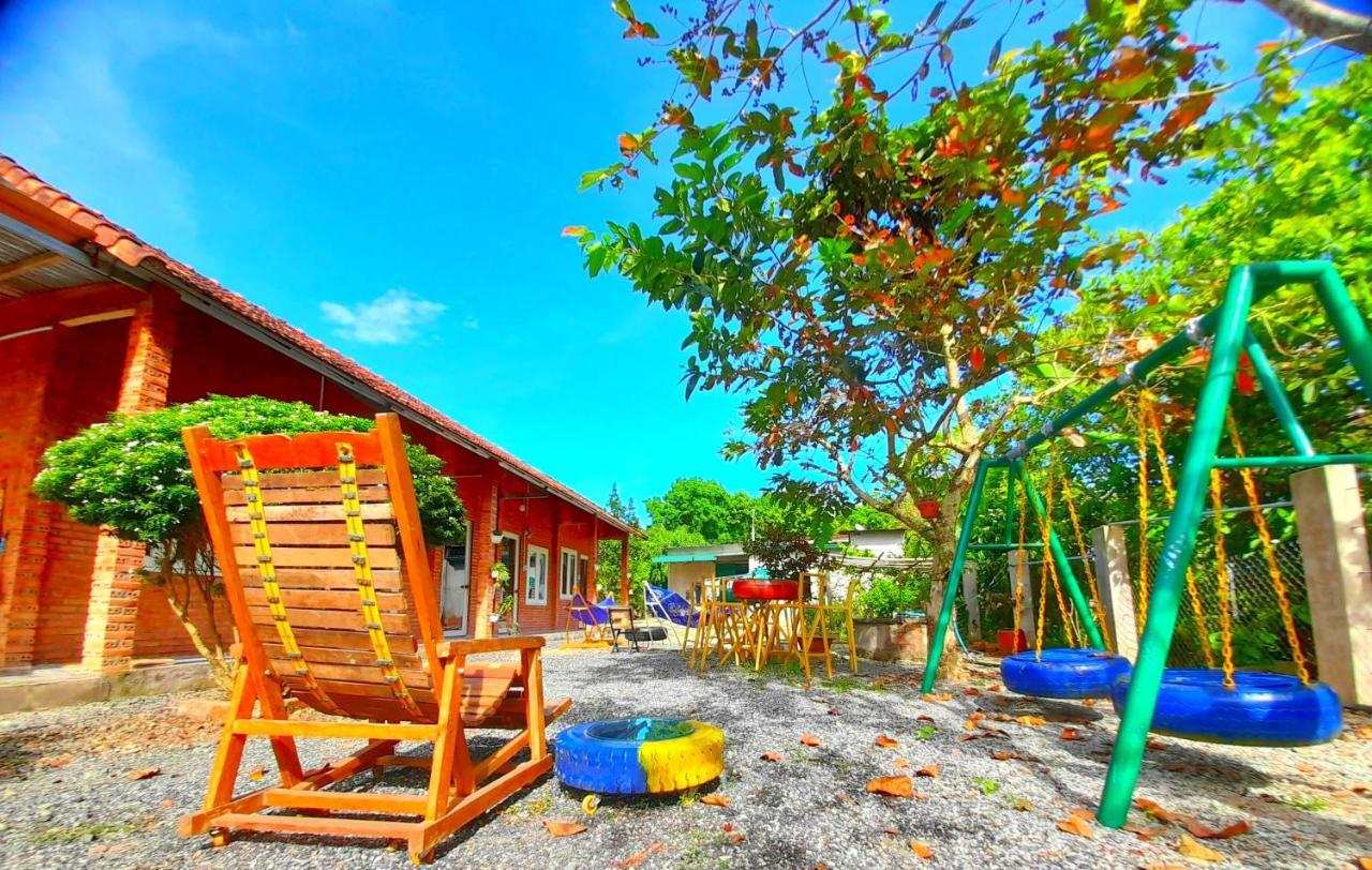 Cat Tien Backpackers Hostel Екстер'єр фото