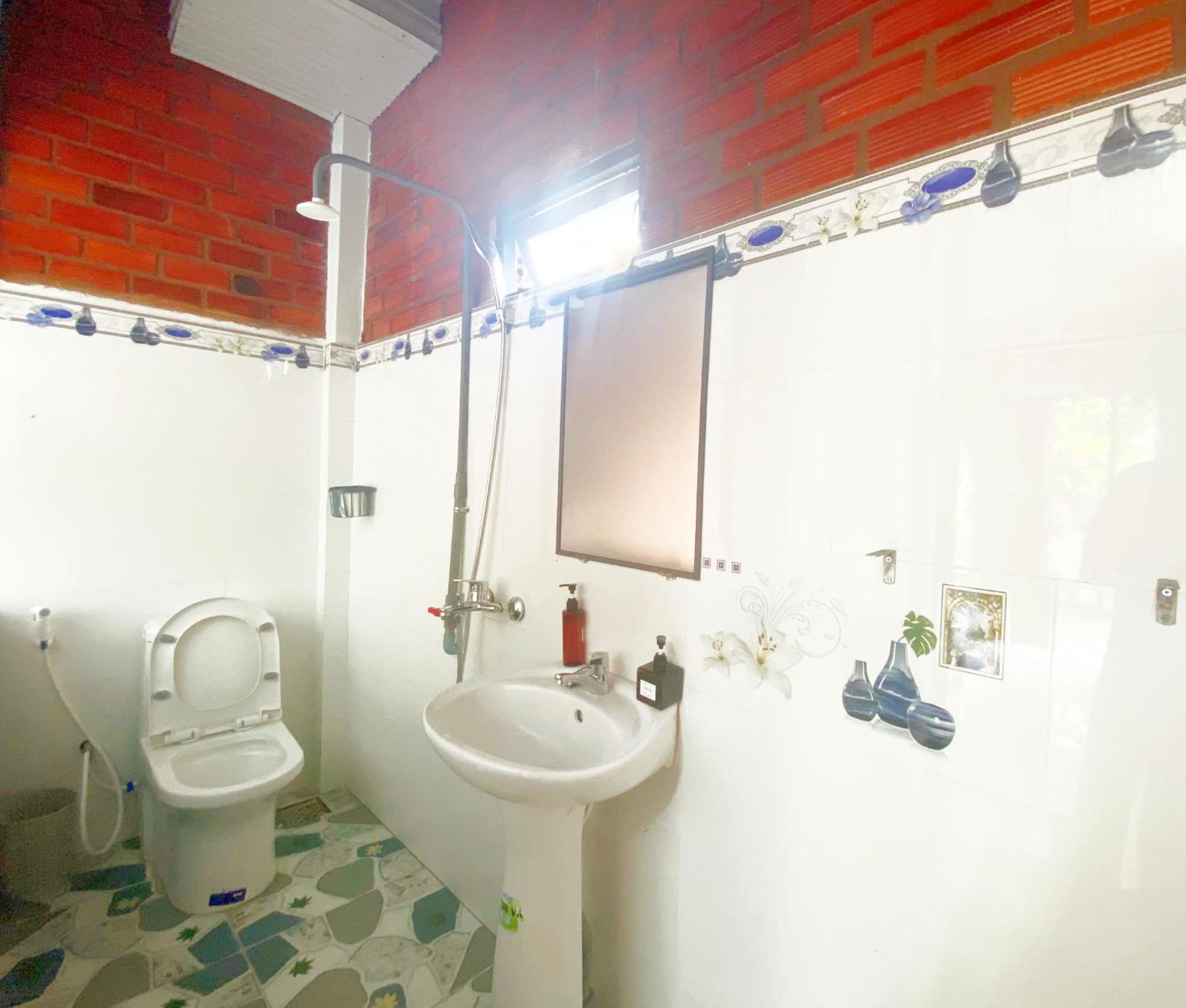 Cat Tien Backpackers Hostel Екстер'єр фото