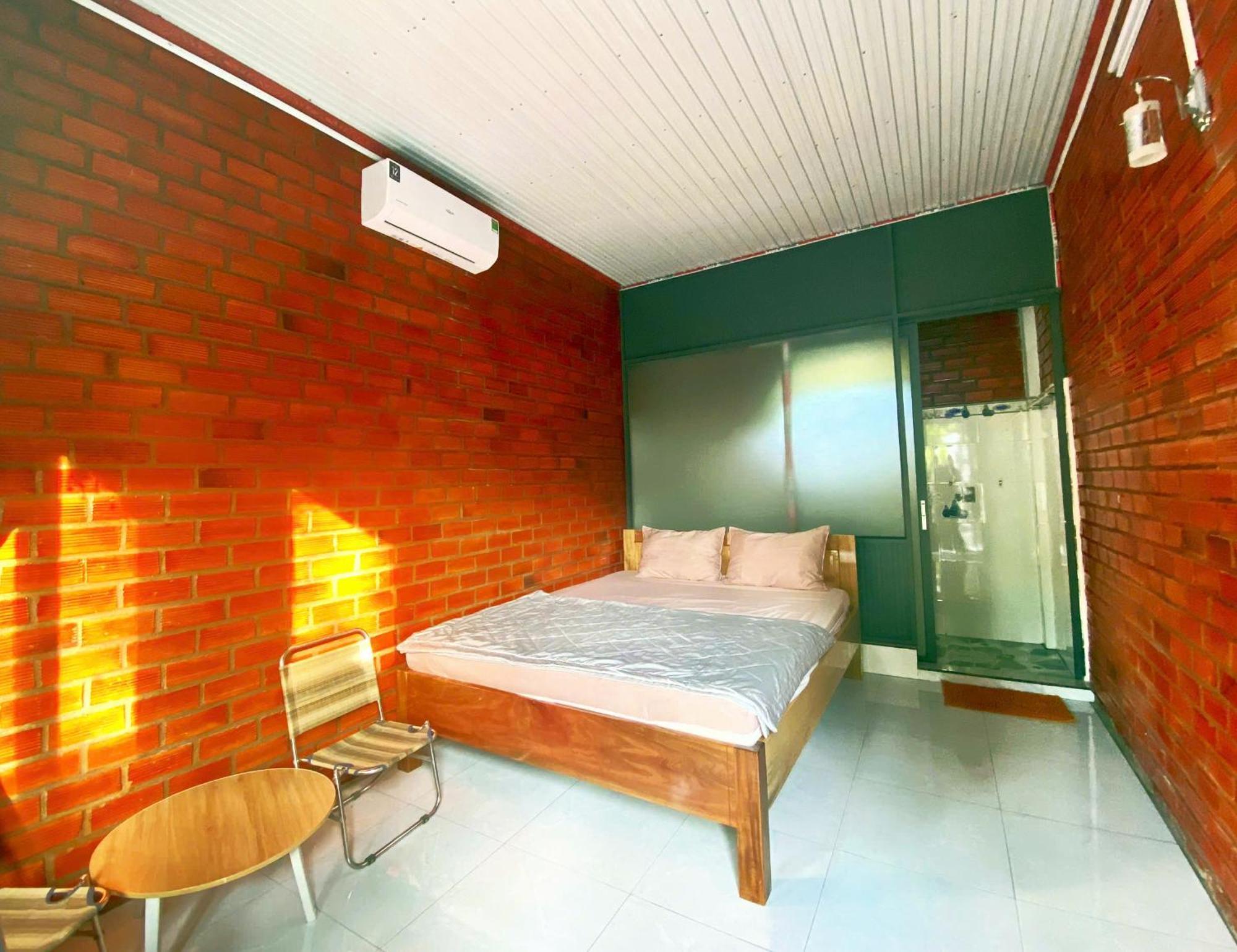 Cat Tien Backpackers Hostel Екстер'єр фото